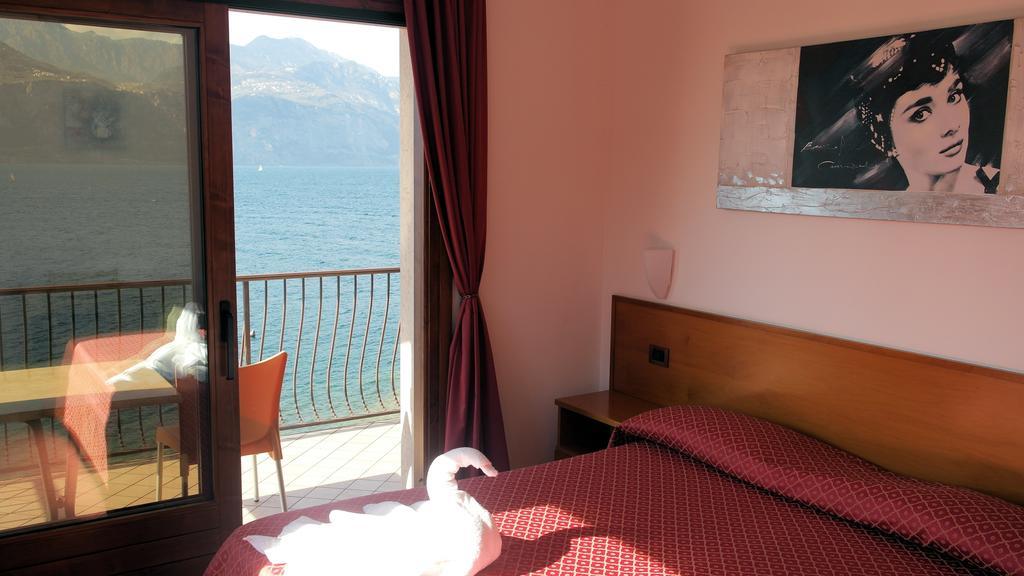 Locanda Bellavista B&B Malcesine Dış mekan fotoğraf