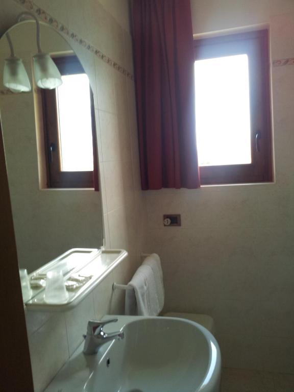 Locanda Bellavista B&B Malcesine Oda fotoğraf
